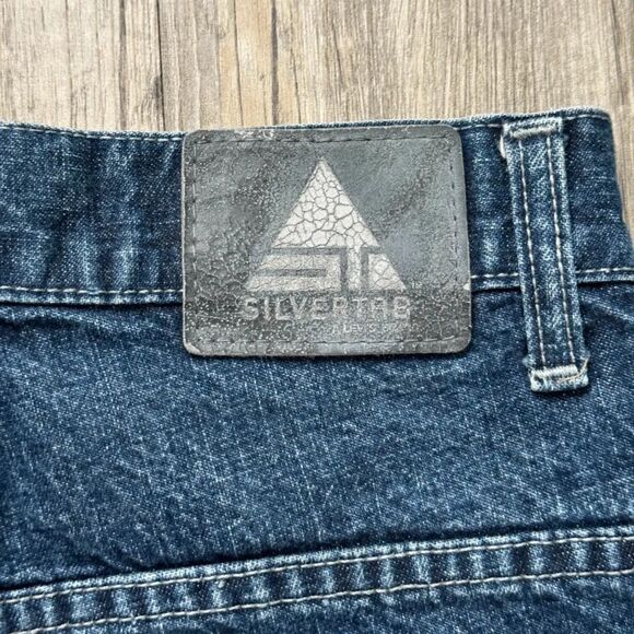 Vintage Levi's Silver Tab Baggy Fit Dark Wash Denim Jeans Size 10 Youth - Picture 4 of 9